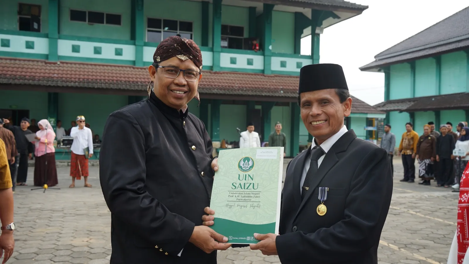 Penghargaan Satyalancana Karya Satya untuk 23 Dosen dan Tendik UIN Saizu Purwokerto
