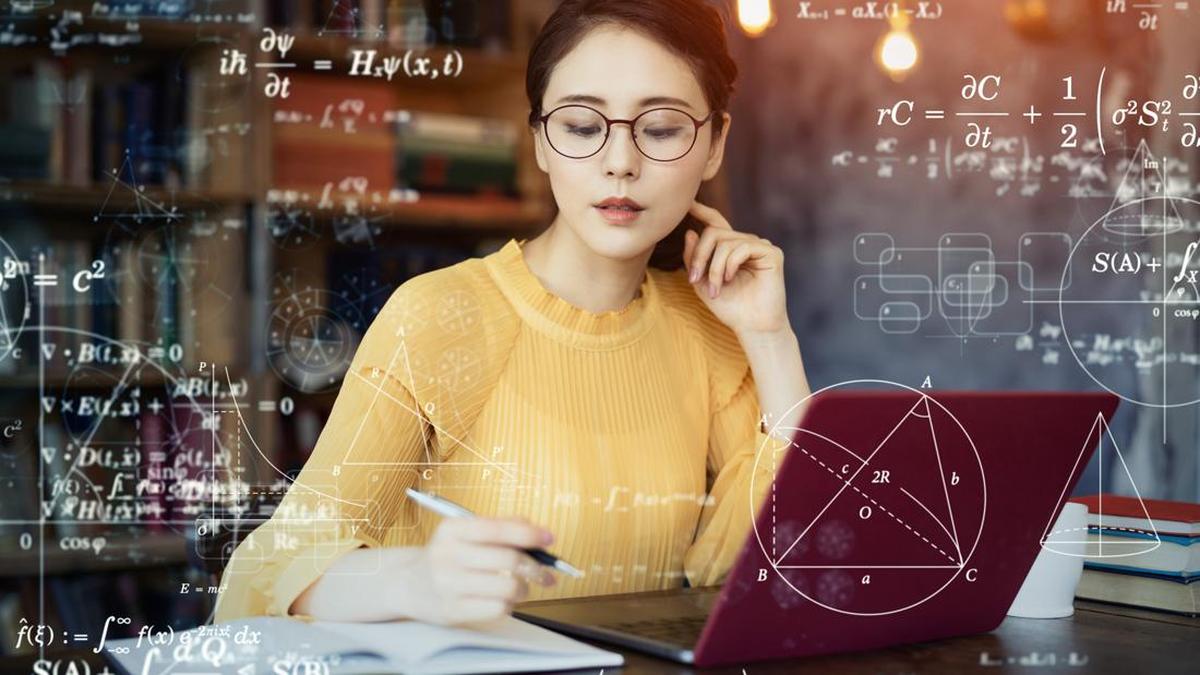 Kebiasaan orang cerdas. Foto: Getty Images/iStockphoto/metamorworks
