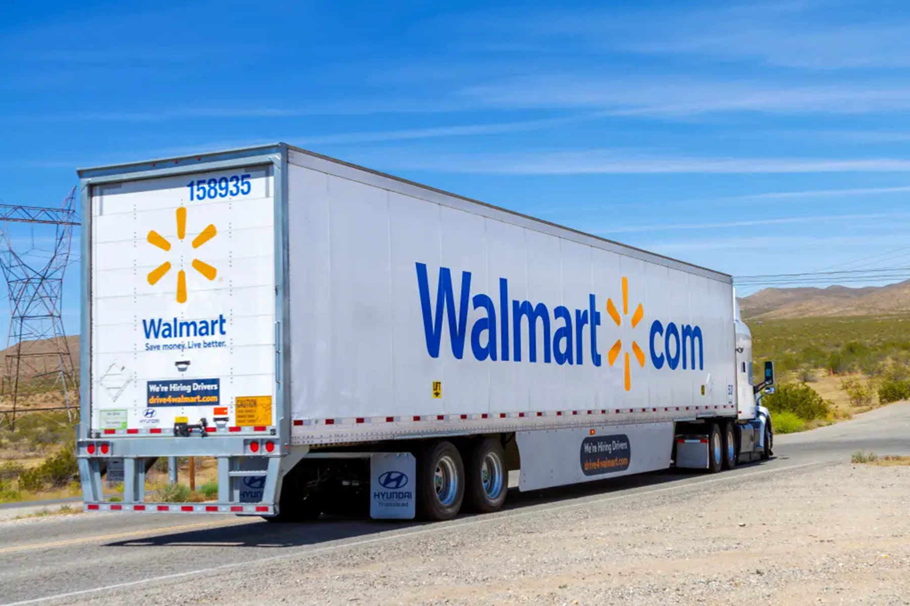 Walmart memperkirakan bahwa gudang pada akhirnya akan membutuhkan lebih sedikit tenaga kerja manusia, sehingga dapat memangkas biaya. (Felipe Sanchez – stock.adobe.com via The New York Post)