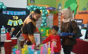 Pembelajaran Kreatif TPP Al Firdaus: Anak-Anak Tunjukkan Kemampuan Presentasi di Student-Led Conference