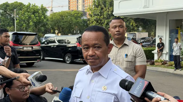 Bahlil Temukan Truk Modifikasi untuk Penyaluran BBM Subsidi