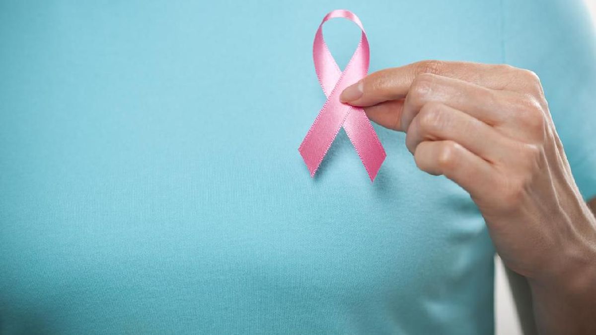 Memahami Bulan Kesadaran Kanker Payudara Melalui Pita Pink