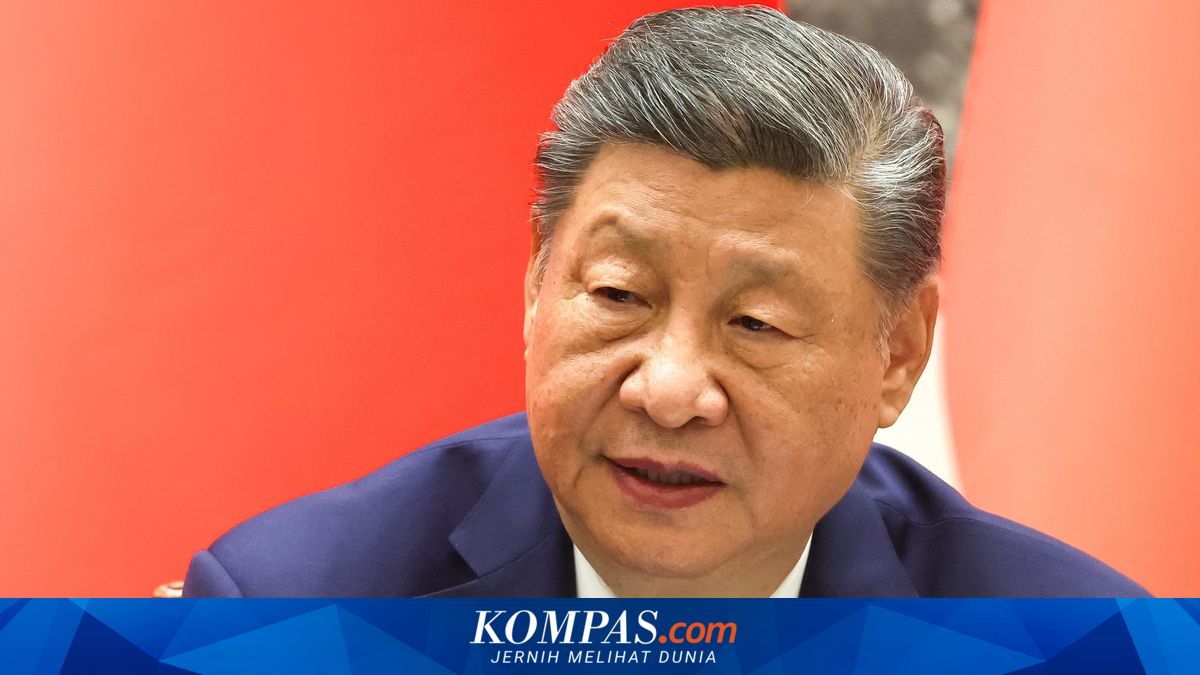 Ambisi China untuk Memimpin Pengaturan AI Global dan Kritikan terhadap Kebijakan AS