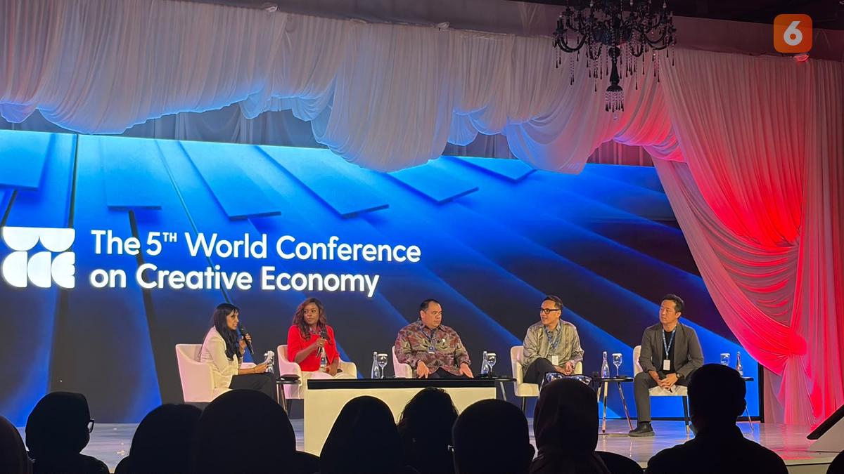 Sesi What Makes Creativity Investable? pada acara World Conference on Creative Economy (WCCE) 2026 di Indonesia. Liputan6.com/ M Yudha Pratama.