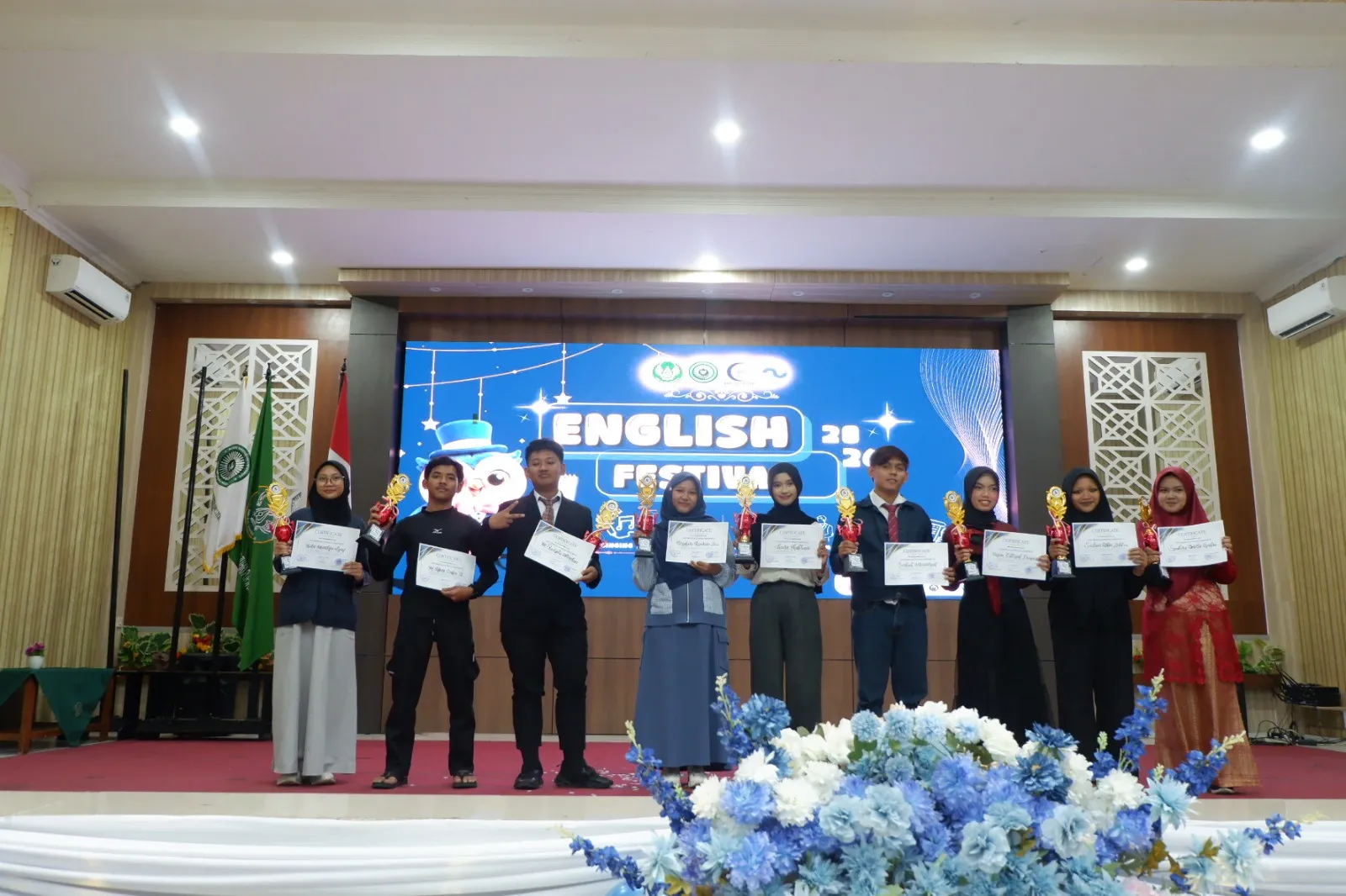 Festival Bahasa Inggris UIN Saizu: Panggung Kreativitas Pelajar dan Mahasiswa