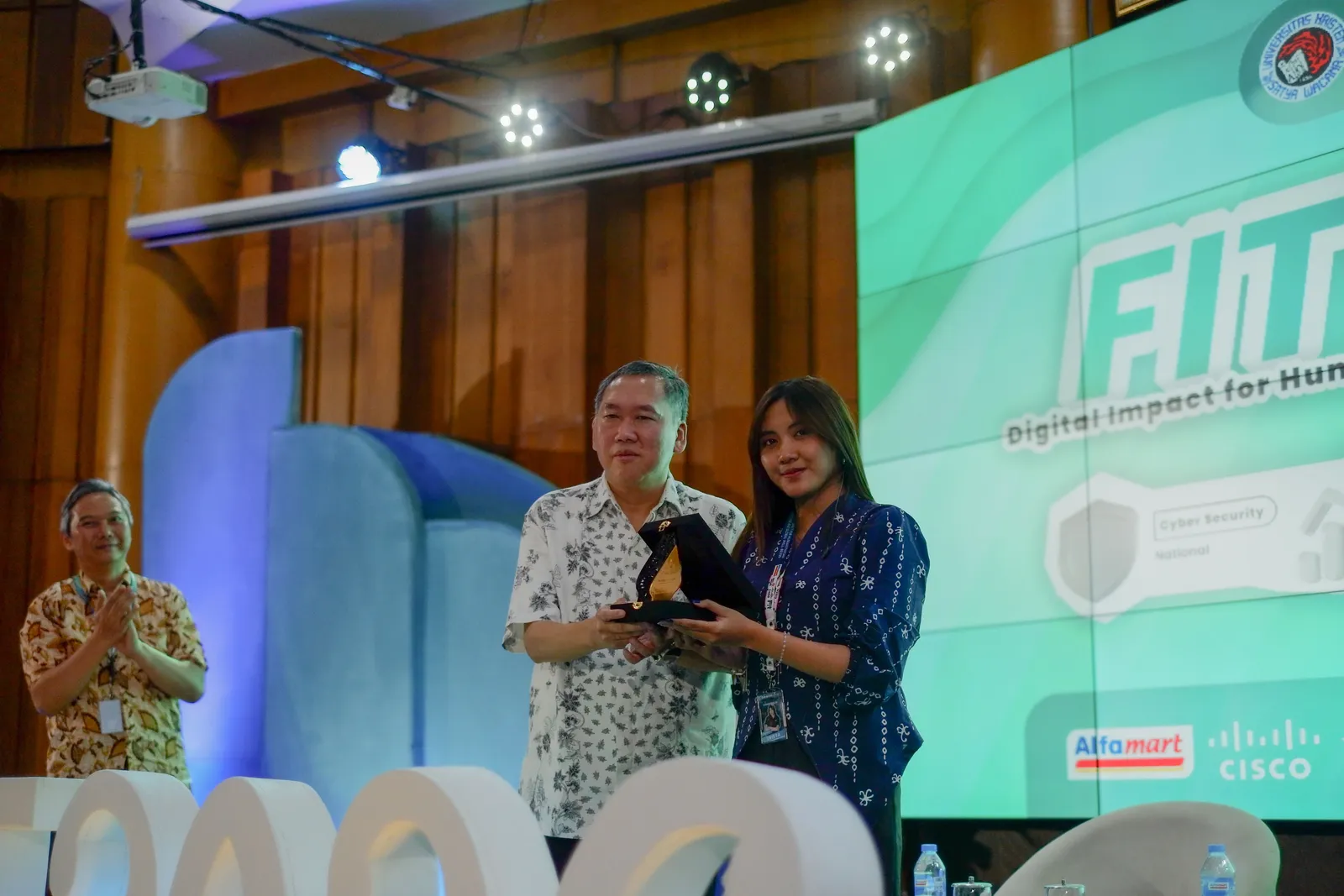Peserta FIT Competition 2026 saat sesi tanya jawab. (Istimewa)