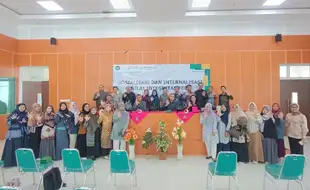 FEBI UIN Saizu Gelar Workshop untuk Tingkatkan Budaya Kerja Profesional dan Integritas