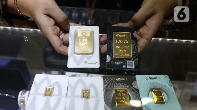 ---
Potensi Harga Emas Antam Mencapai Rp2,72 Juta per Gram Pekan Depan

---