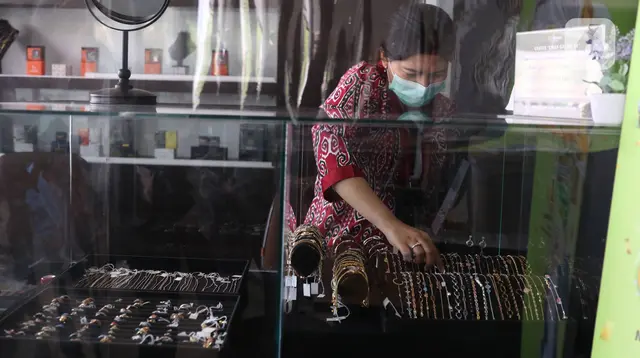 ---
Harga Emas Perhiasan Tertinggi pada 9 September 2026 Mencapai Rp 2,4 Juta

---