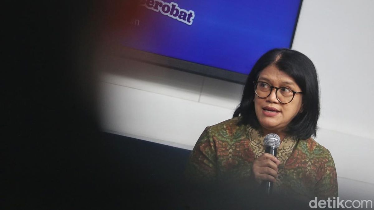 Direktur Jenderal Farmasi dan Alat Kesehatan Kemenkes RI, Lucia Rizka Andalusia di Acara Health Corner. (Foto: Ari Saputra/detikHealth)