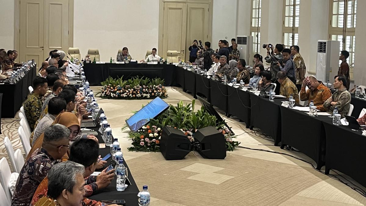 Menteri Koordinator Bidang Perekonomian Airlangga Hartarto saat Rapat Kerja Nasional KEK Triwulan III 2026, Rabu, (21/10/2026). (Foto: Liputan6.com/Immanuel Christian)