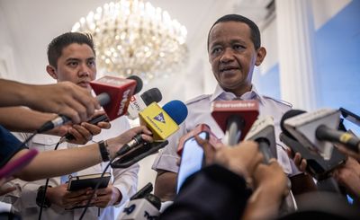 ---
Munculnya Isu Reshuffle Kabinet, Bahlil Ajak Publik Tunggu Keputusan Presiden

---