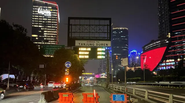 Jasa Marga Alihkan Arus Lalu Lintas dan Tutup Sepuluh Gerbang Tol Akibat Aksi Unjuk Rasa