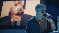 ---
Justin Bieber Kembali Tampil di Coachella Setelah Vakum karena Sindrom Ramsay Hunt

---