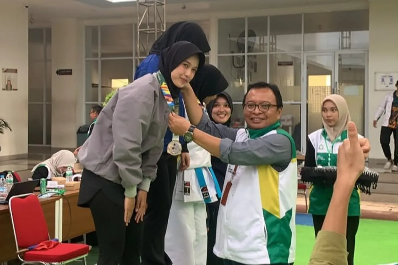 Mahasiswi UIN Saizu Raih Juara II dalam Karate di PORSI JAWARA II