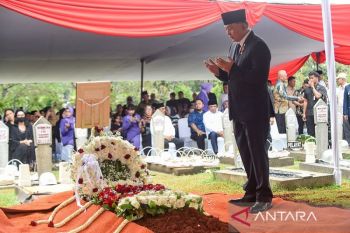 Penghormatan Terhadap Juwono Sudarsono: Putra Terbaik Bangsa yang Dikenang