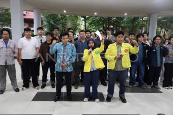 Kepentingan Publik Terus Bergulir: Tangkapan Layar Percakapan Grup Menjadi Sorotan