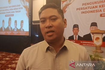 ---
Wakil Menteri Pertanian Ajak Kepala Desa Tingkatkan Pembangunan Pertanian

---