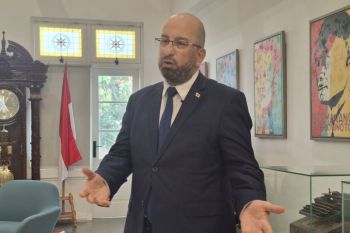 ---
Duta Besar Georgia Tekankan Pentingnya Hubungan Antar-Masyarakat dengan Indonesia
---