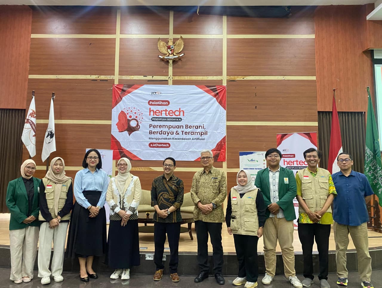 Melalui Pelatihan Hertech, DEMA UIN Sunan Kalijaga Yogyakarta Dorong Perempuan Adaptif di Era Artificial Intelligence