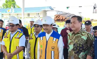 ---
Menteri Sosial Menargetkan Penyelesaian 100 Sekolah Rakyat pada Juli 2026

---