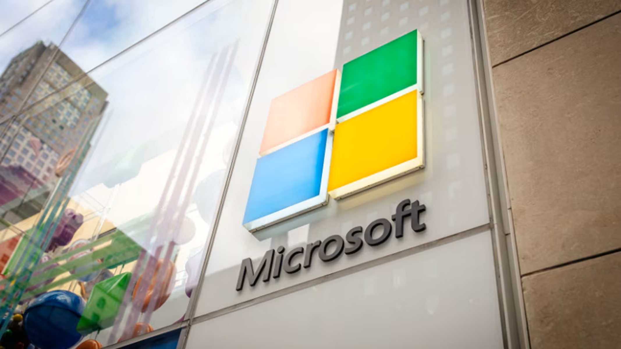 Microsoft Tawarkan Program Pensiun Dini untuk 60.000 Karyawan demi Meningkatkan Efisiensi