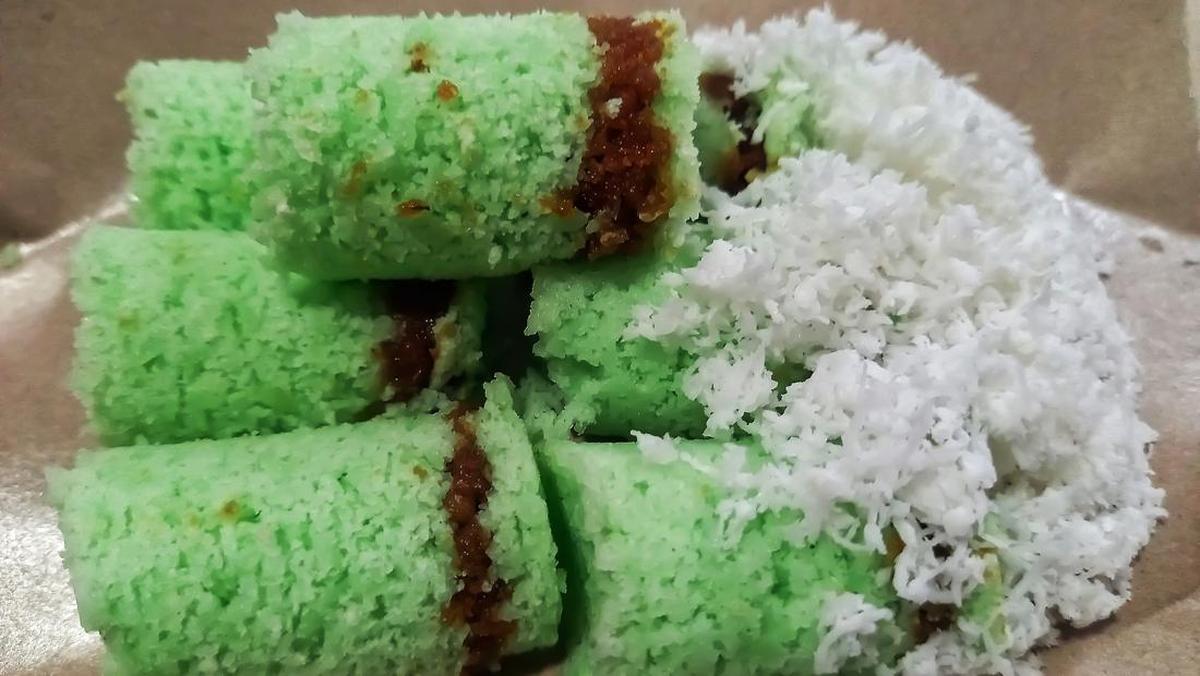 Bahaya Penggunaan Pipa PVC dalam Pengukusan Kue Putu