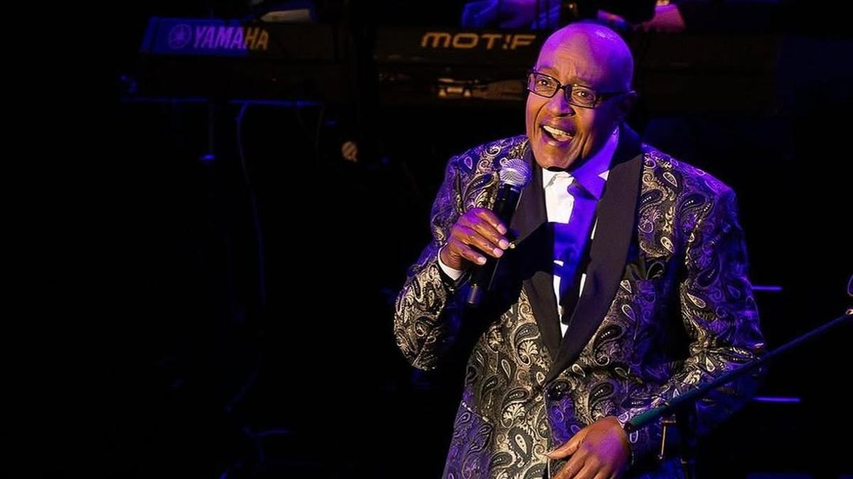 Penyanyi Legendaris Peabo Bryson Meninggal Dunia di Usia 75 Tahun