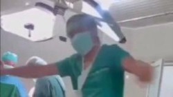 Perawat Viral yang Menari di Ruang Operasi Dikenakan Sanksi Disiplin
