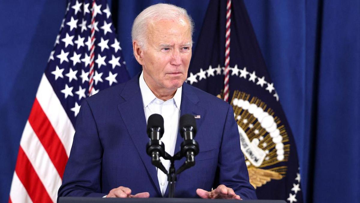 Kondisi eks Presiden AS Joe Biden. (Foto: via REUTERS/Tom Brenner)