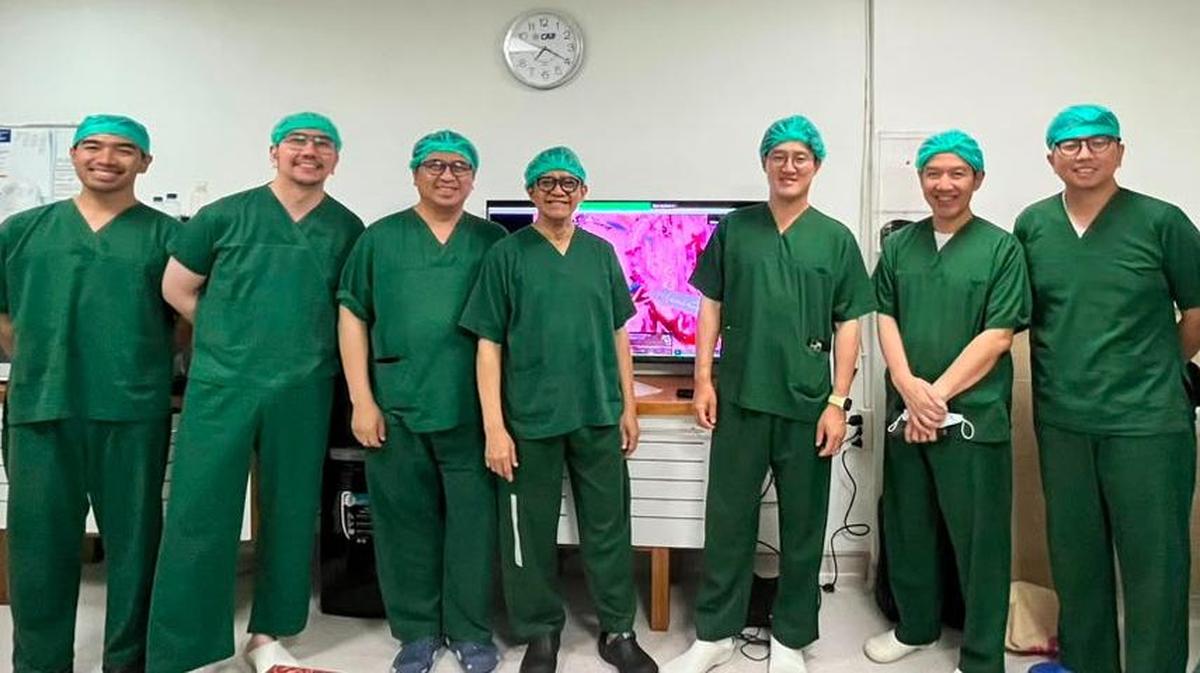 Transplantasi Ginjal Robotik Pertama di Indonesia Dilakukan di Siloam Asri