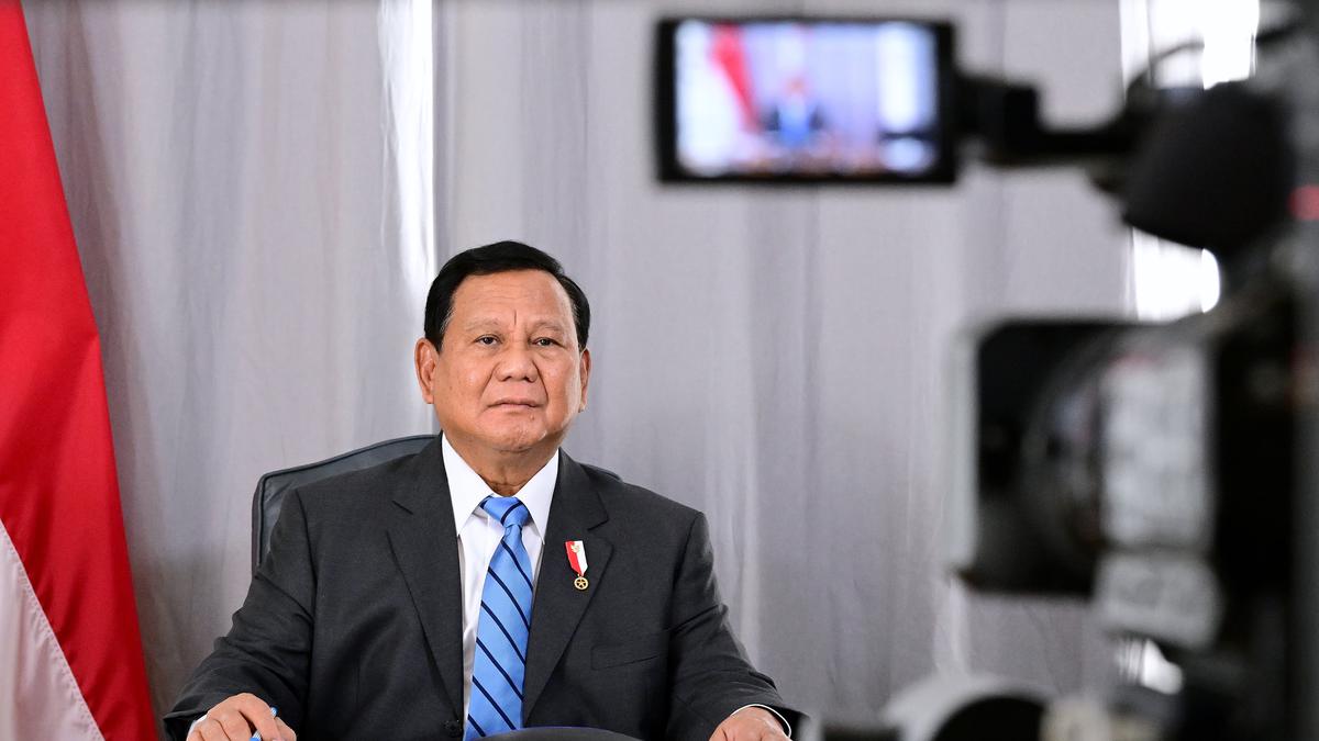 Prabowo Bahas Tantangan Program Makan Bergizi Gratis Bersama Petani