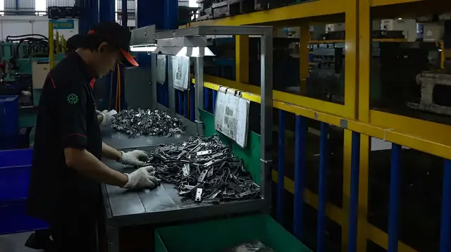 Produksi Manufaktur Indonesia Kembali Meningkat Setelah Penurunan Empat Bulan
