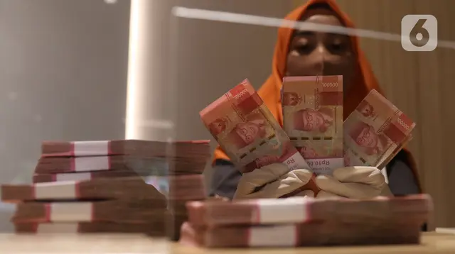 ---
Rupiah Tertekan di Awal Hari, Dampak Ketidakpastian Timur Tengah dan Harga Minyak

---