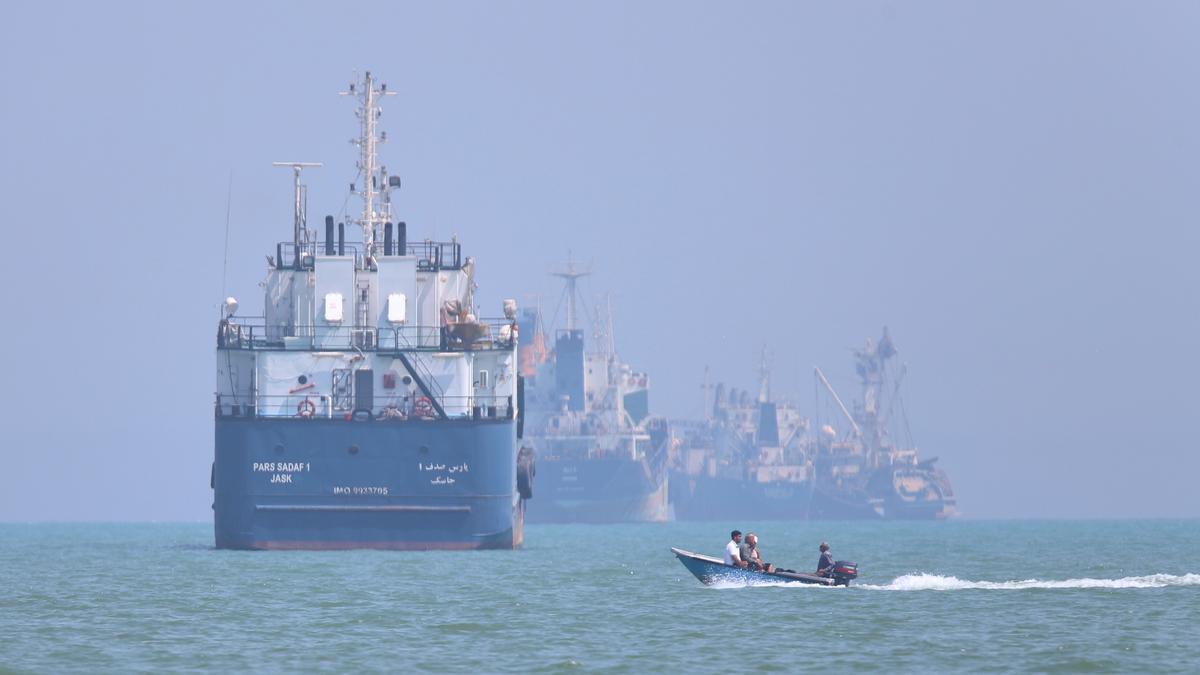 Kesepakatan Perdamaian AS-Iran dan Pembukaan Selat Hormuz