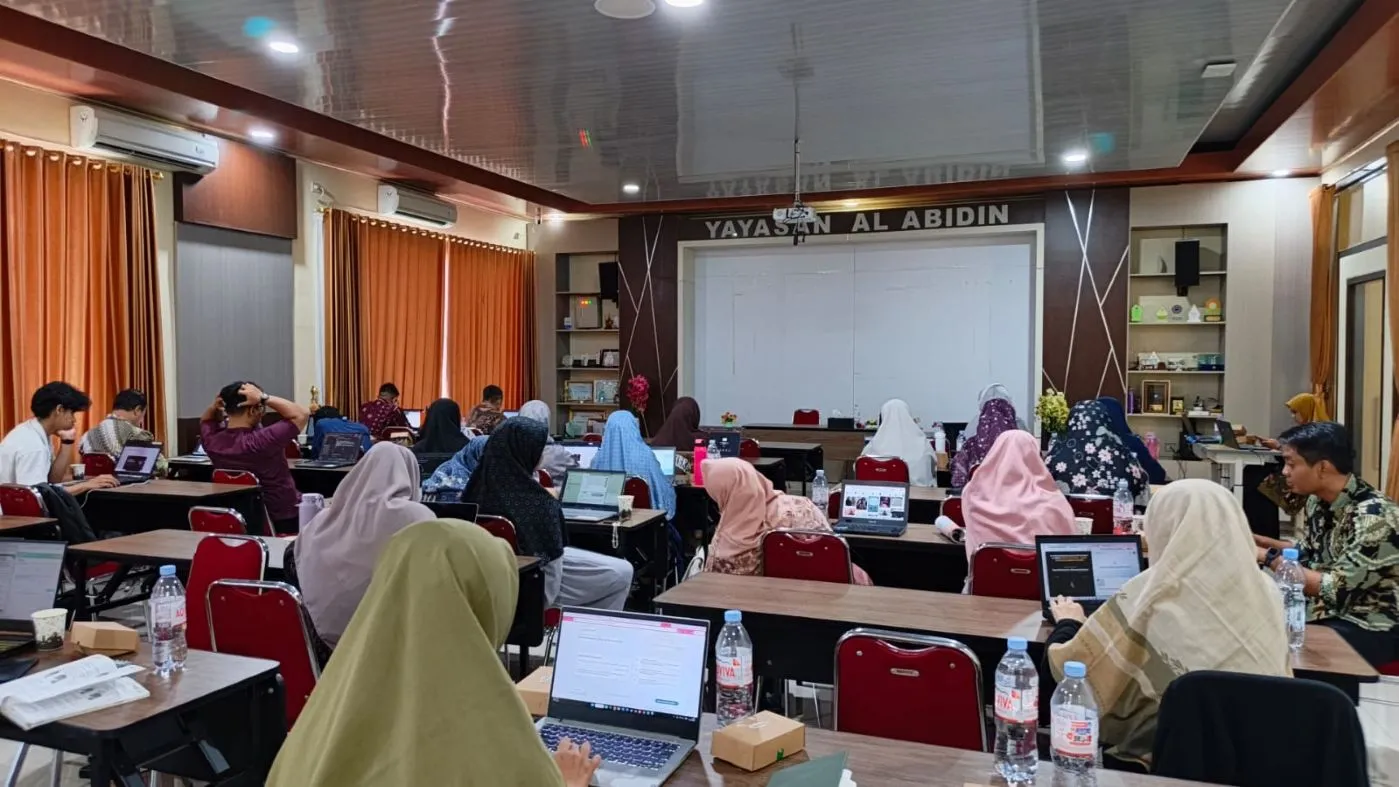 SMP Al Abidin Inovasi Modul Digital Interaktif Berbasis Nilai Keislaman