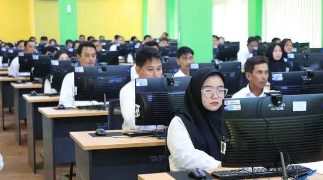 Investasi Rp 31 Triliun untuk Guru PPPK, Ekonom Peringatkan Dampak pada Keuangan Negara