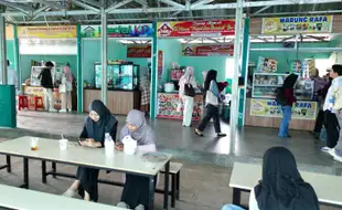 UIN Saizu Gelar Kontes Kecantikan Tenant Foodcourt di Kampus 2 Purbalingga
