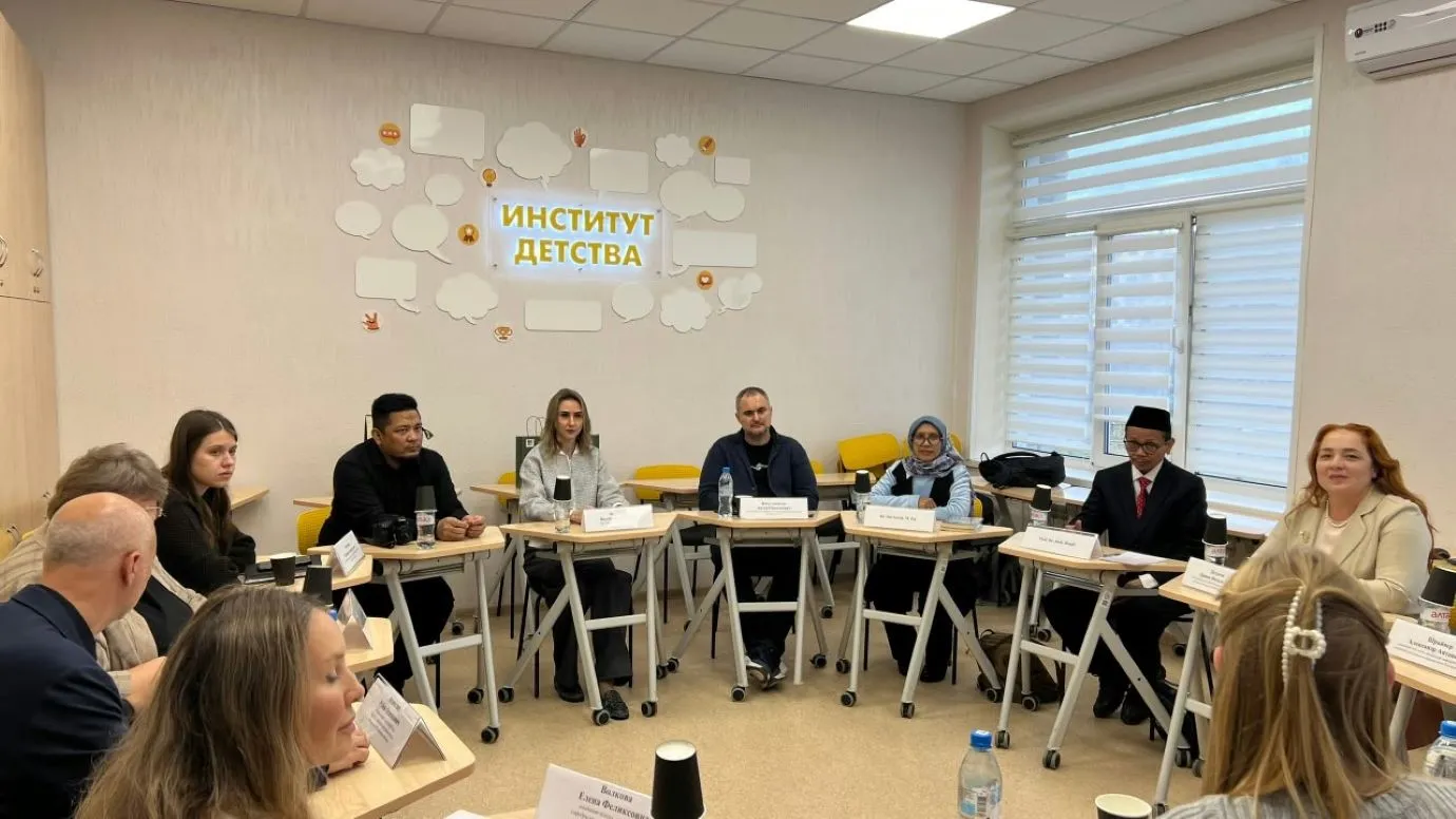 UIN Saizu Gelar FGD untuk Validasi Riset Pendidikan Dasar Indonesia-Rusia