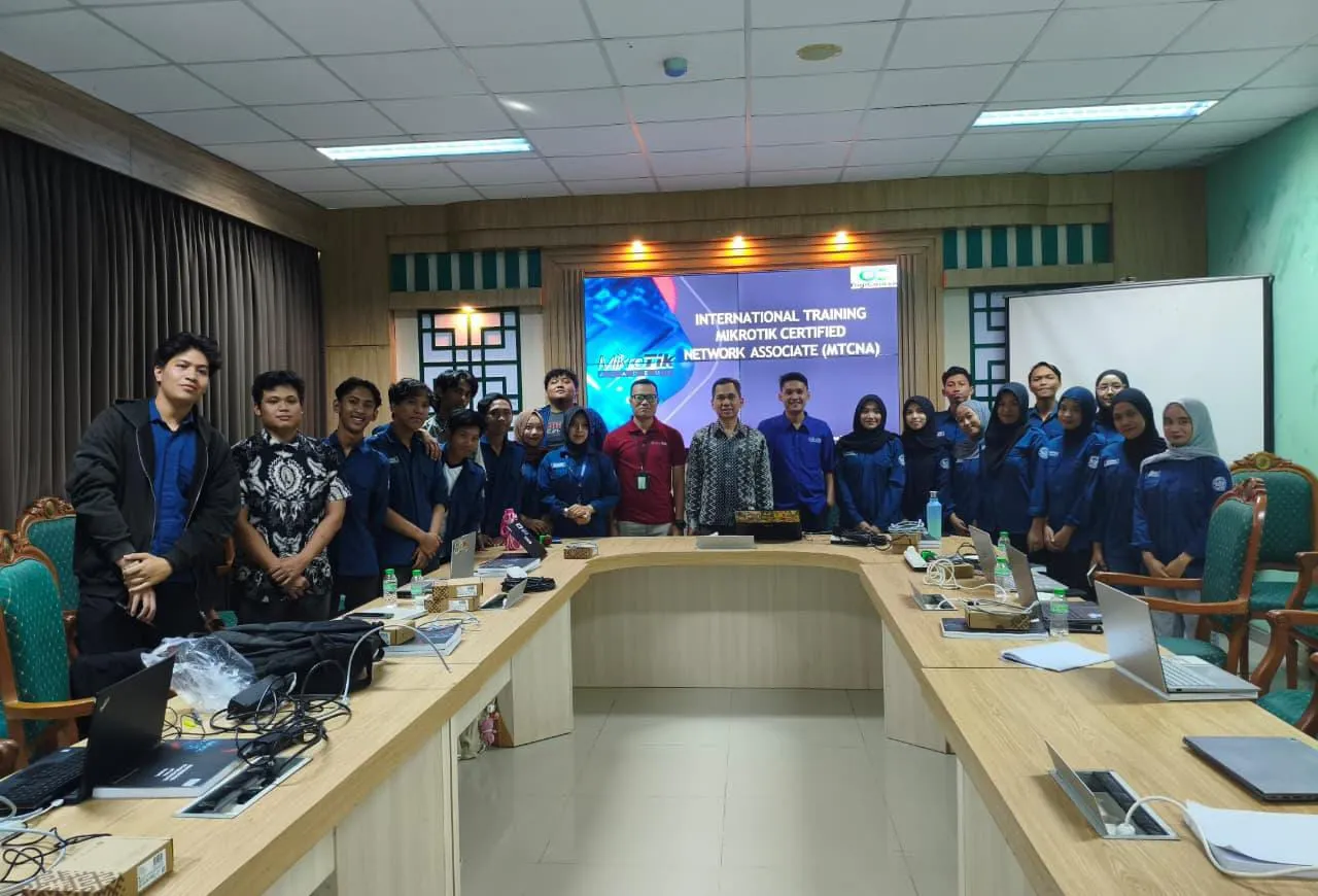 ---
Akademi MikroTik Batch 3 UIN Saizu Resmi Dibuka untuk Kembangkan Talenta Digital

---