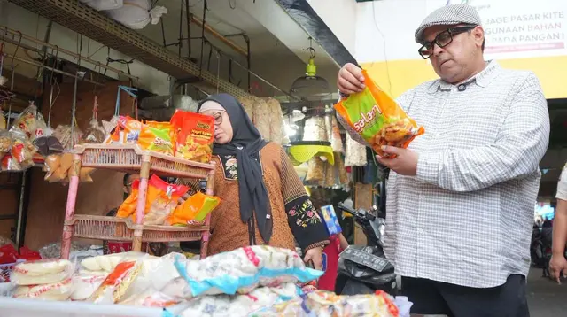 ---
Aturan Sertifikasi Halal Mulai Berlaku, BPJPH Pastikan Tanpa Sweeping

---